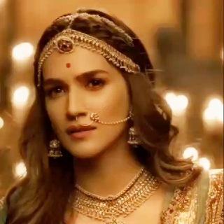 Kriti Sanon ✔