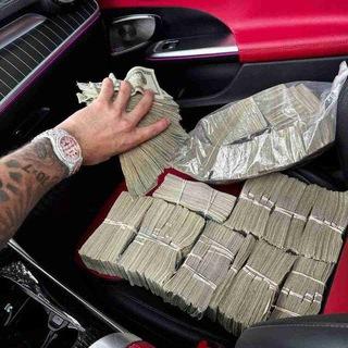 MR ROSS CASH 💰 GANG☠️ CHAT ROOM 💲