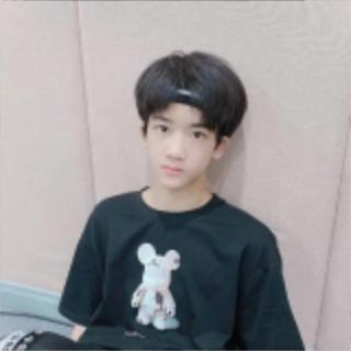 💸💸每天更新资源群组【正太奶狗】【在校体育生】【推特网黄】【原创博主】【国内外精彩剧情gv】